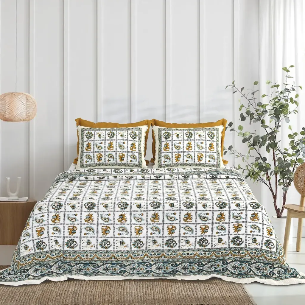 GREEN/Super Home High Quality Pure Cotton Bedsheet 93x108 Inches + Pillow Covers