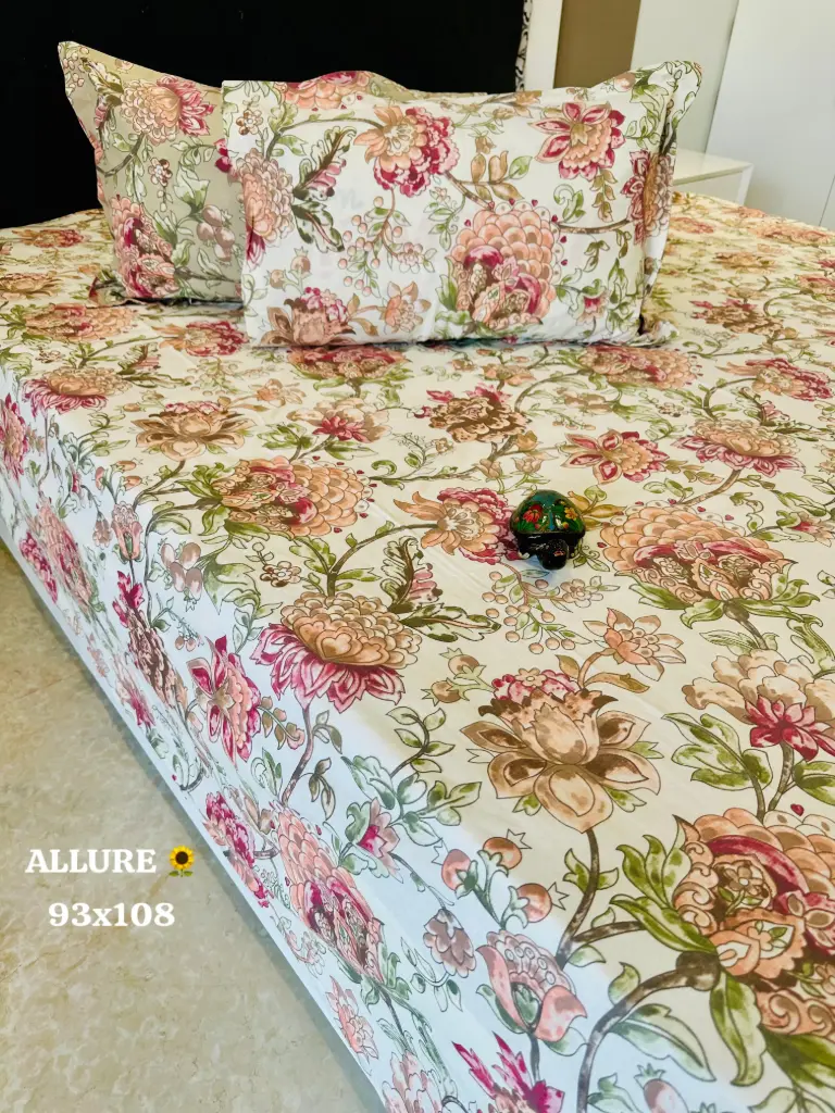 YELLOW/Super Home Classic 93x108 Inches Cotton Bedsheet for King Size Bed – Wrinkle Free Finish