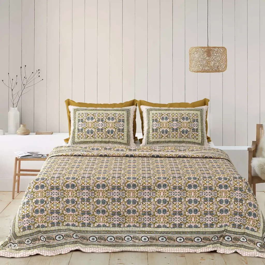 PINK/Super Home Affordable 93x108 Pure Cotton Bedsheet with 2 Pillow Covers