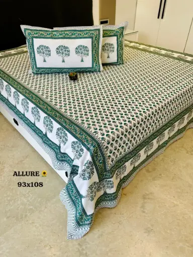 GREEN/Super Home 100% Cotton 93x108 Inches Double Bed Bedsheet for Luxurious Comfort