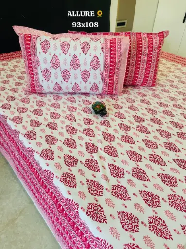 PINK/Super Home Royal Collection 93x108 Inches Bedsheet Set with Matching Pillow Covers