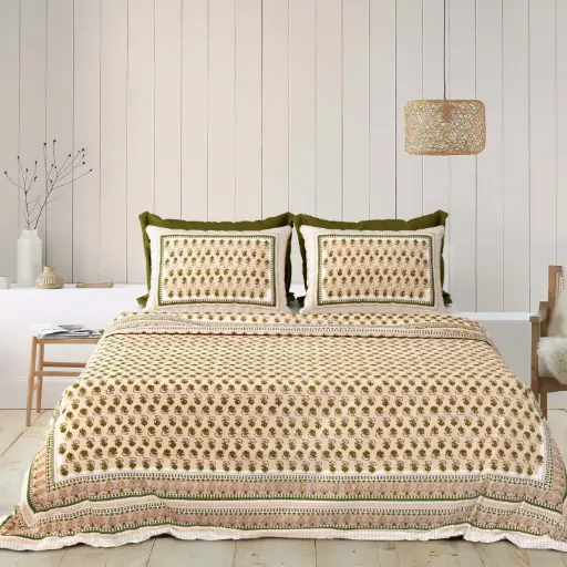 YELLOW/Super Home Breathable Pure Cotton Bedsheet 93x108 Inches with 2 Pillow Covers/SUPERHOME