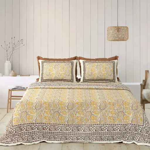 YELLOW/Super Home Comfortable Cotton Bedsheet 93x108 Inches with 2 Pillow Covers